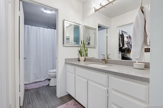 18650 Caminito Cantilena 296, San Diego, CA 92128