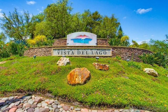 18650 Caminito Cantilena 296, San Diego, CA 92128
