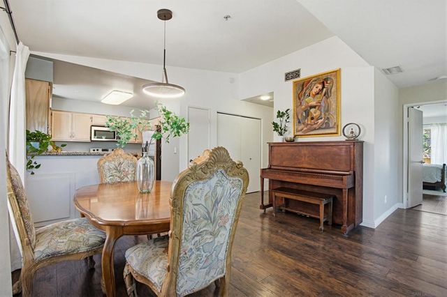 18650 Caminito Cantilena 296, San Diego, CA 92128