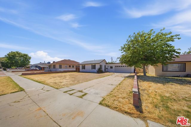 44515 Date Avenue, Lancaster, CA 93534