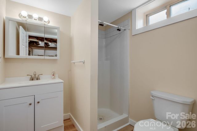4 Brad Street, Asheville, NC 28803