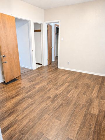 314 S 9th, Salina, KS 67401