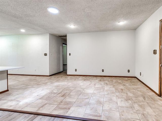 7101 S Pottawatomie Road, Newalla, OK 74857