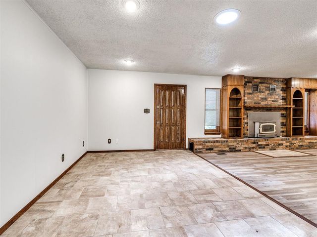 7101 S Pottawatomie Road, Newalla, OK 74857