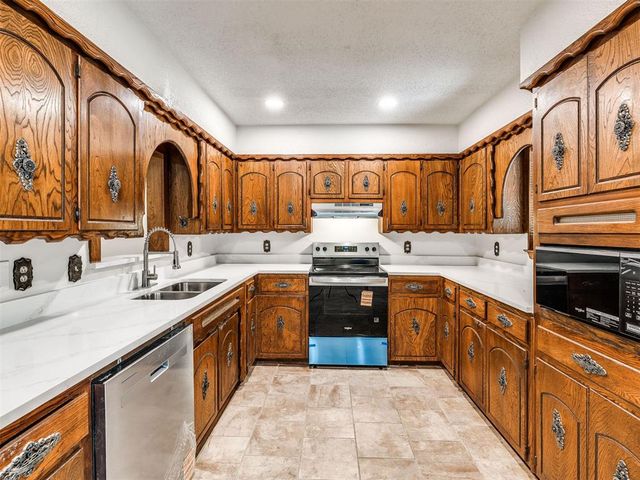 7101 S Pottawatomie Road, Newalla, OK 74857