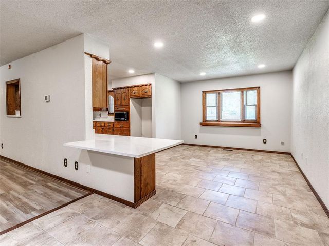 7101 S Pottawatomie Road, Newalla, OK 74857