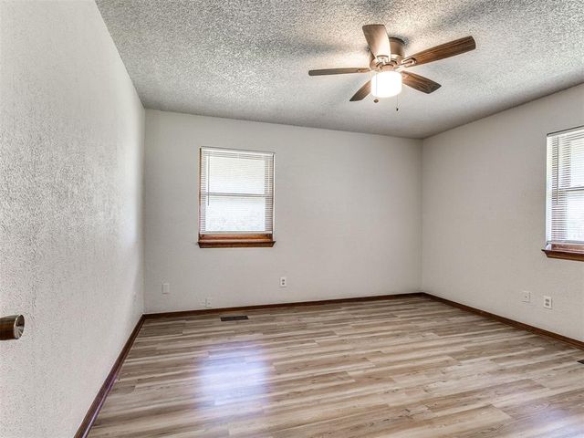7101 S Pottawatomie Road, Newalla, OK 74857