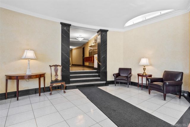 949 Palmer 3H, Bronxville, NY 10708