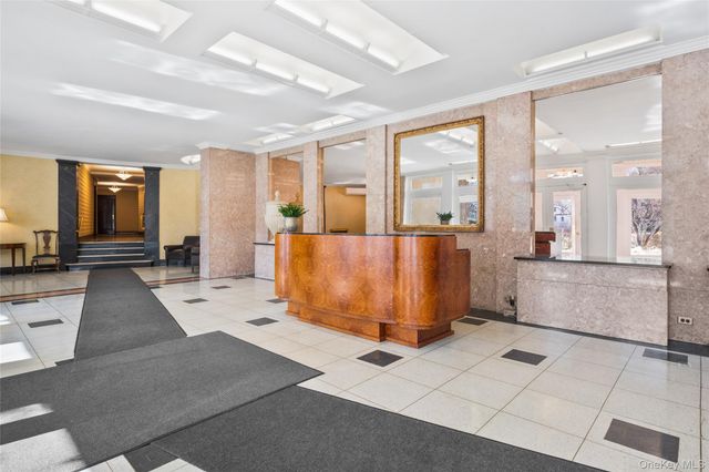 949 Palmer 3H, Bronxville, NY 10708