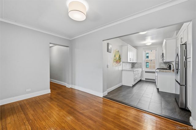 949 Palmer 3H, Bronxville, NY 10708