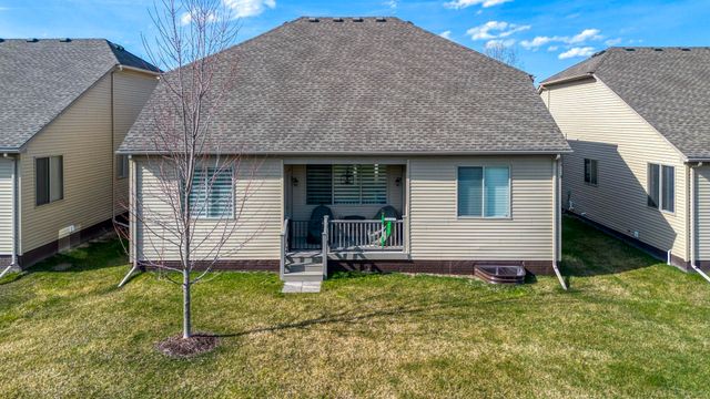 30028 Danvers Drive, Chesterfield Twp, MI 48051