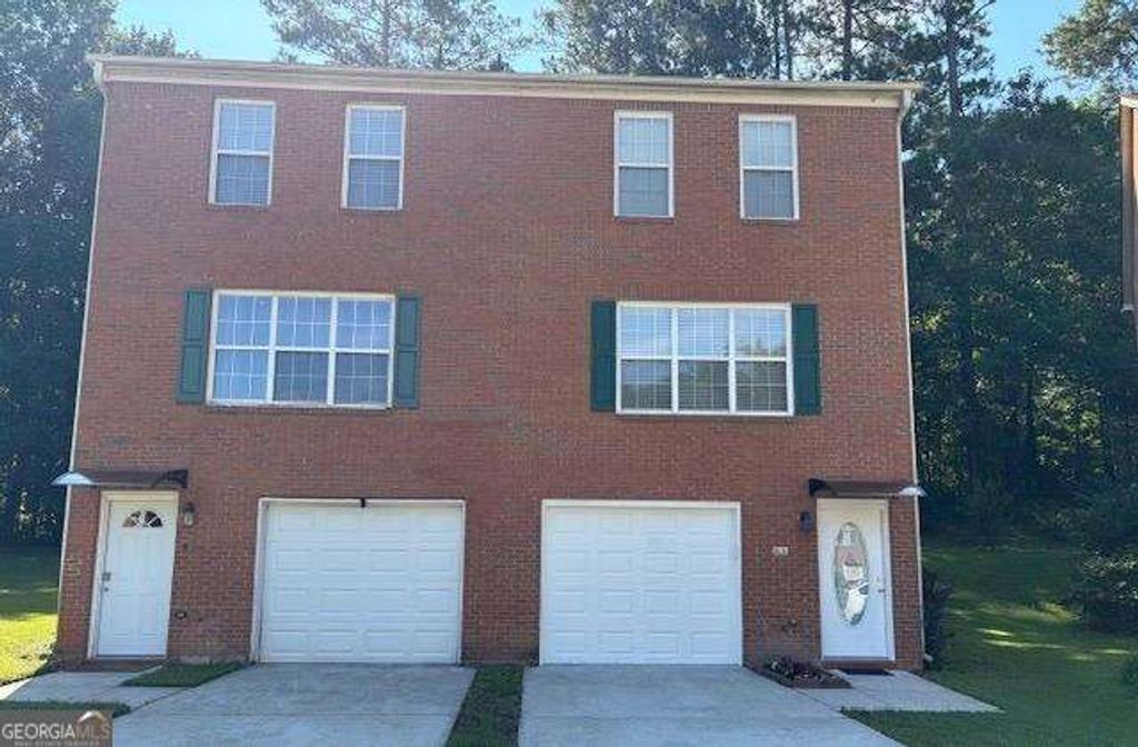 51 Davis Mill Court, Lawrenceville, GA 30044