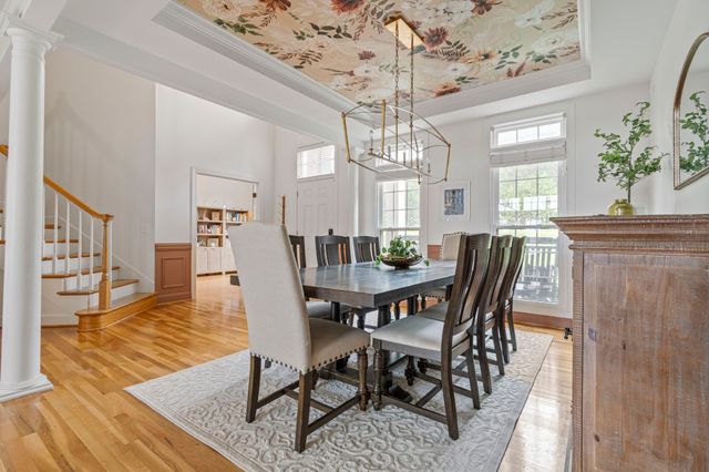 243 Spencer Creek Rd, Franklin, TN 37069