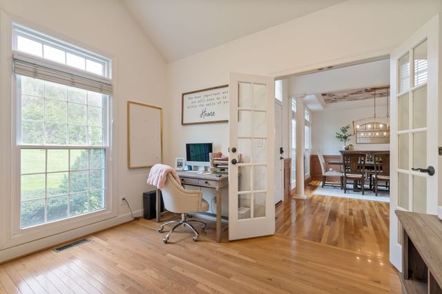 243 Spencer Creek Rd, Franklin, TN 37069