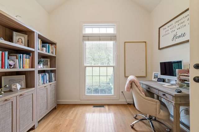 243 Spencer Creek Rd, Franklin, TN 37069