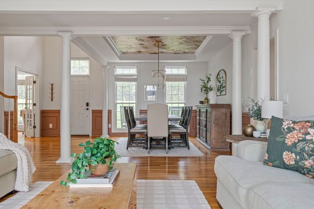 243 Spencer Creek Rd, Franklin, TN 37069