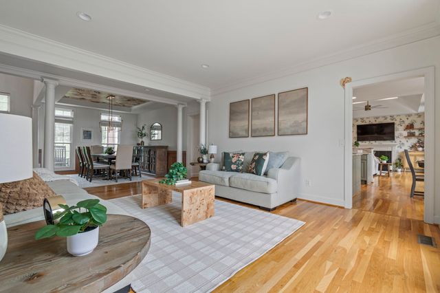 243 Spencer Creek Rd, Franklin, TN 37069