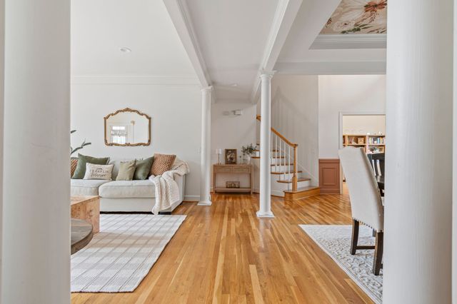 243 Spencer Creek Rd, Franklin, TN 37069