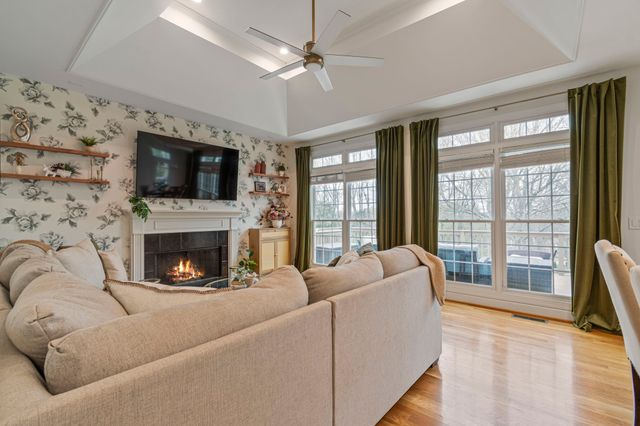 243 Spencer Creek Rd, Franklin, TN 37069