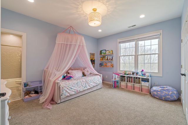 243 Spencer Creek Rd, Franklin, TN 37069