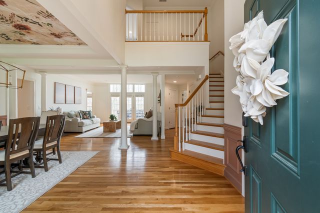 243 Spencer Creek Rd, Franklin, TN 37069