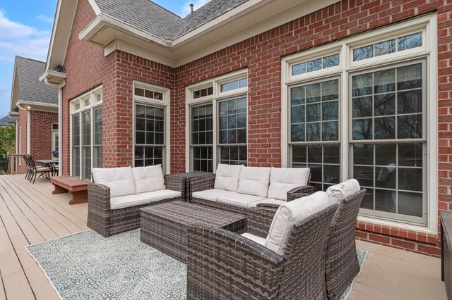 243 Spencer Creek Rd, Franklin, TN 37069