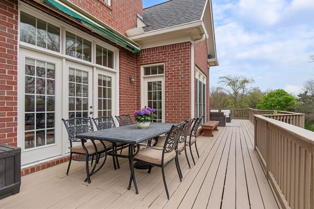 243 Spencer Creek Rd, Franklin, TN 37069