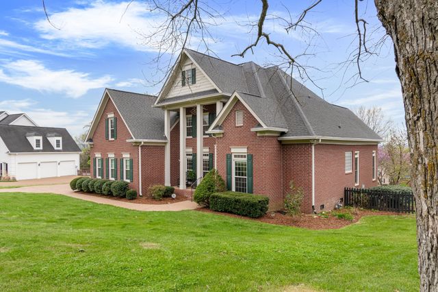 243 Spencer Creek Rd, Franklin, TN 37069