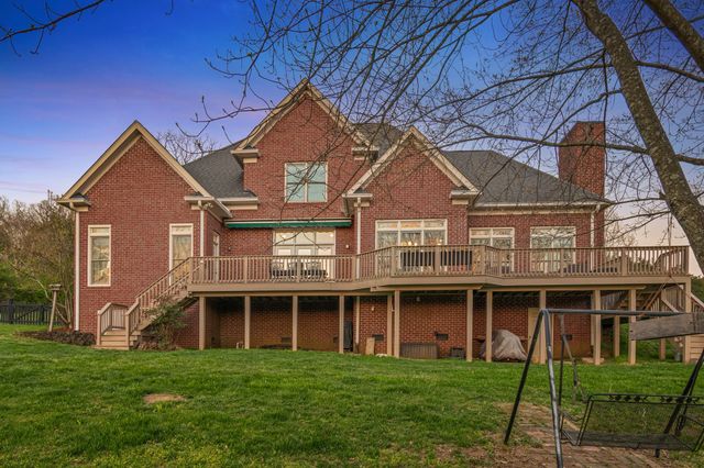 243 Spencer Creek Rd, Franklin, TN 37069