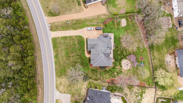 243 Spencer Creek Rd, Franklin, TN 37069