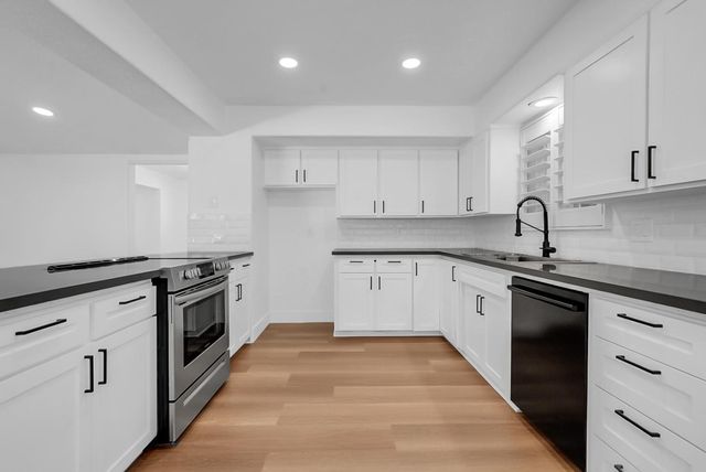 6908 Arrowwood Dr, Riverbank, CA 95367