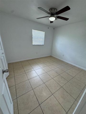 1712-1712 NE 71ST STREET, Ocala, FL 34479