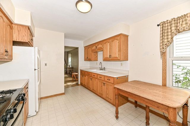 2425 S 63rd STREET, West Allis, WI 53219