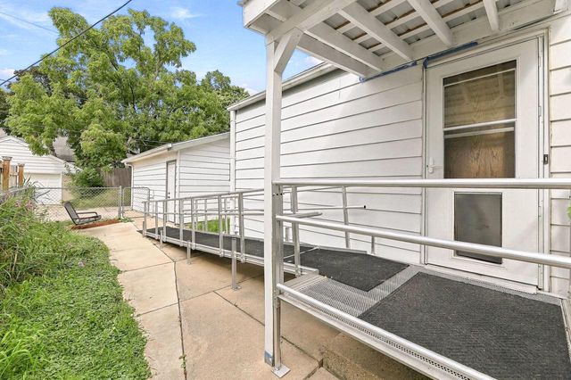 2425 S 63rd STREET, West Allis, WI 53219