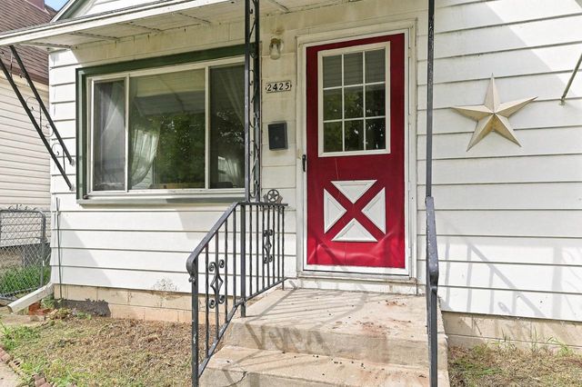 2425 S 63rd STREET, West Allis, WI 53219