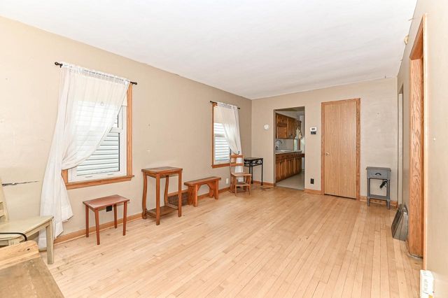 2425 S 63rd STREET, West Allis, WI 53219