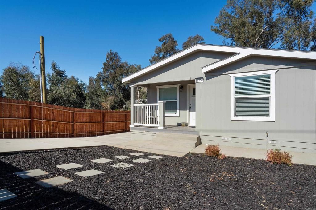 18374 Oleander Avenue, Lake Elsinore, CA 92532 — exterior