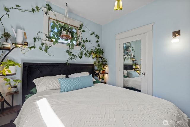 1609 N 50th Street, Seattle, WA 98103