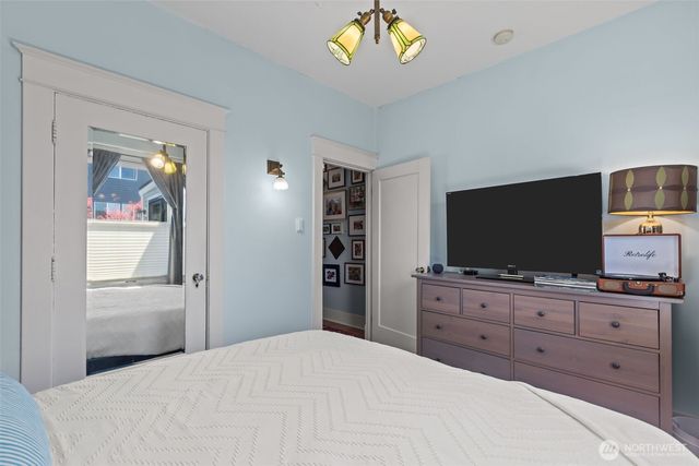 1609 N 50th Street, Seattle, WA 98103