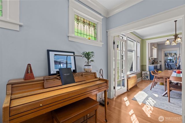 1609 N 50th Street, Seattle, WA 98103