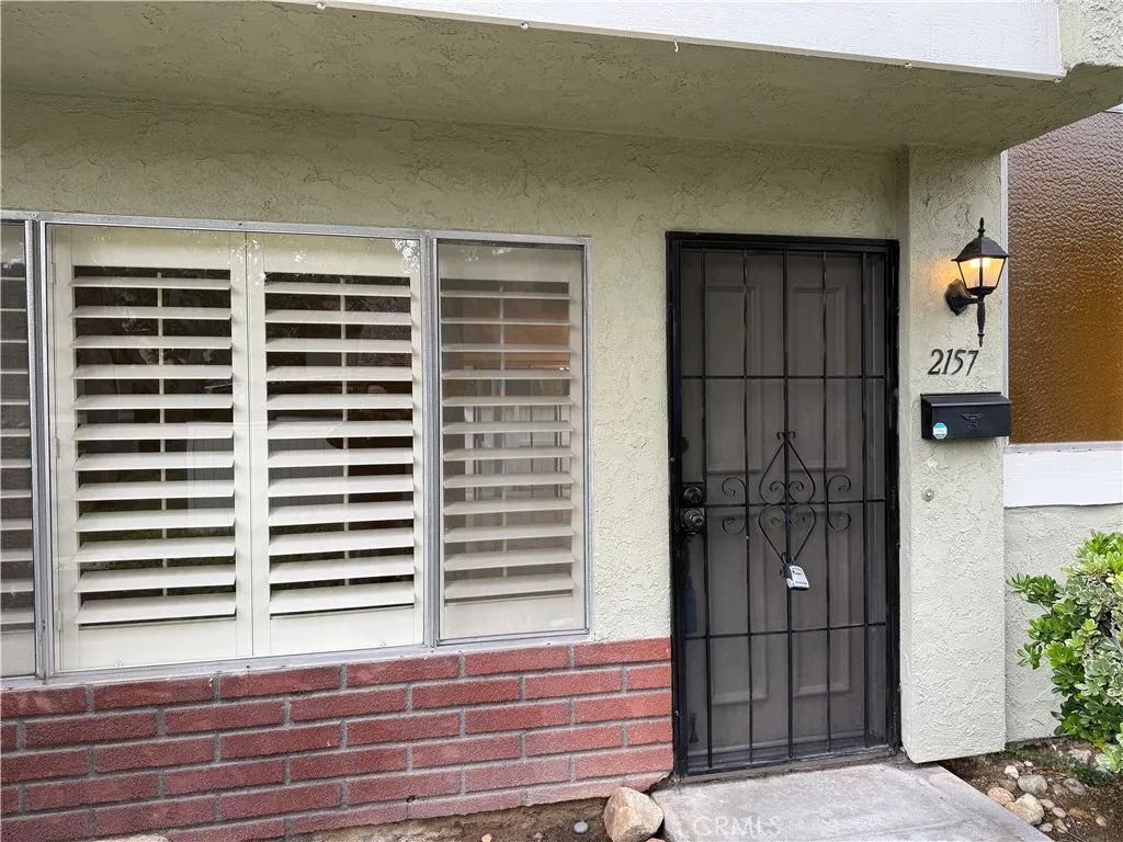 2157 E Aroma, West Covina, CA 91791