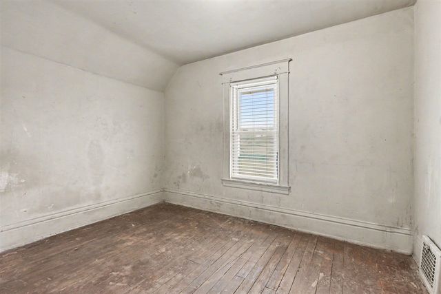 1215 N Rose Street, Kalamazoo, MI 49007