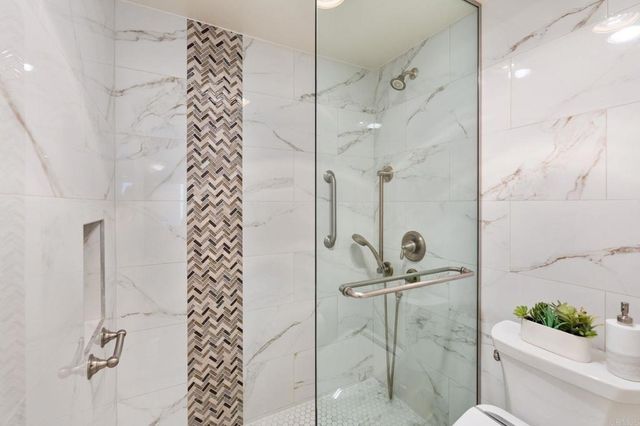 400 N The Strand 27, Oceanside, CA 92054