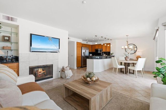 400 N The Strand 27, Oceanside, CA 92054