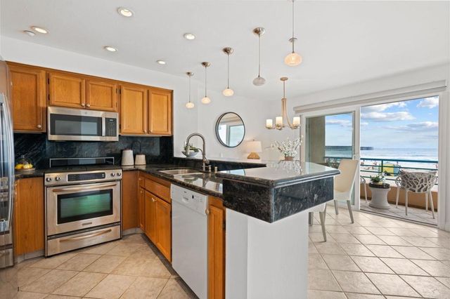 400 N The Strand 27, Oceanside, CA 92054