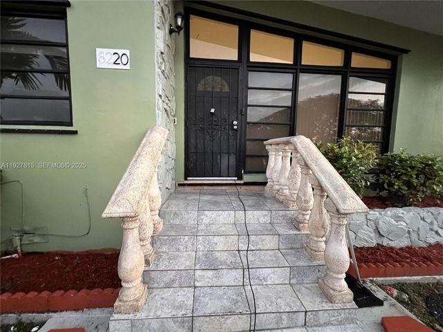 8220 SW 29th St, Miami, FL 33155