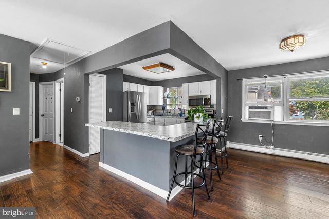 142 LAWN PARK, Lawrence, NJ 08648