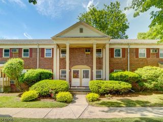 500 S Center St E11, City Of Orange Twp., NJ 07050