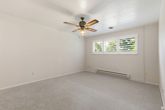 5483 S 925 E, South Ogden, UT 84405