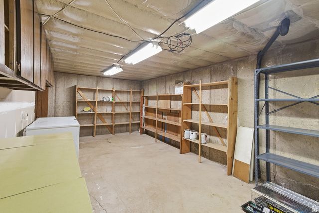 5483 S 925 E, South Ogden, UT 84405